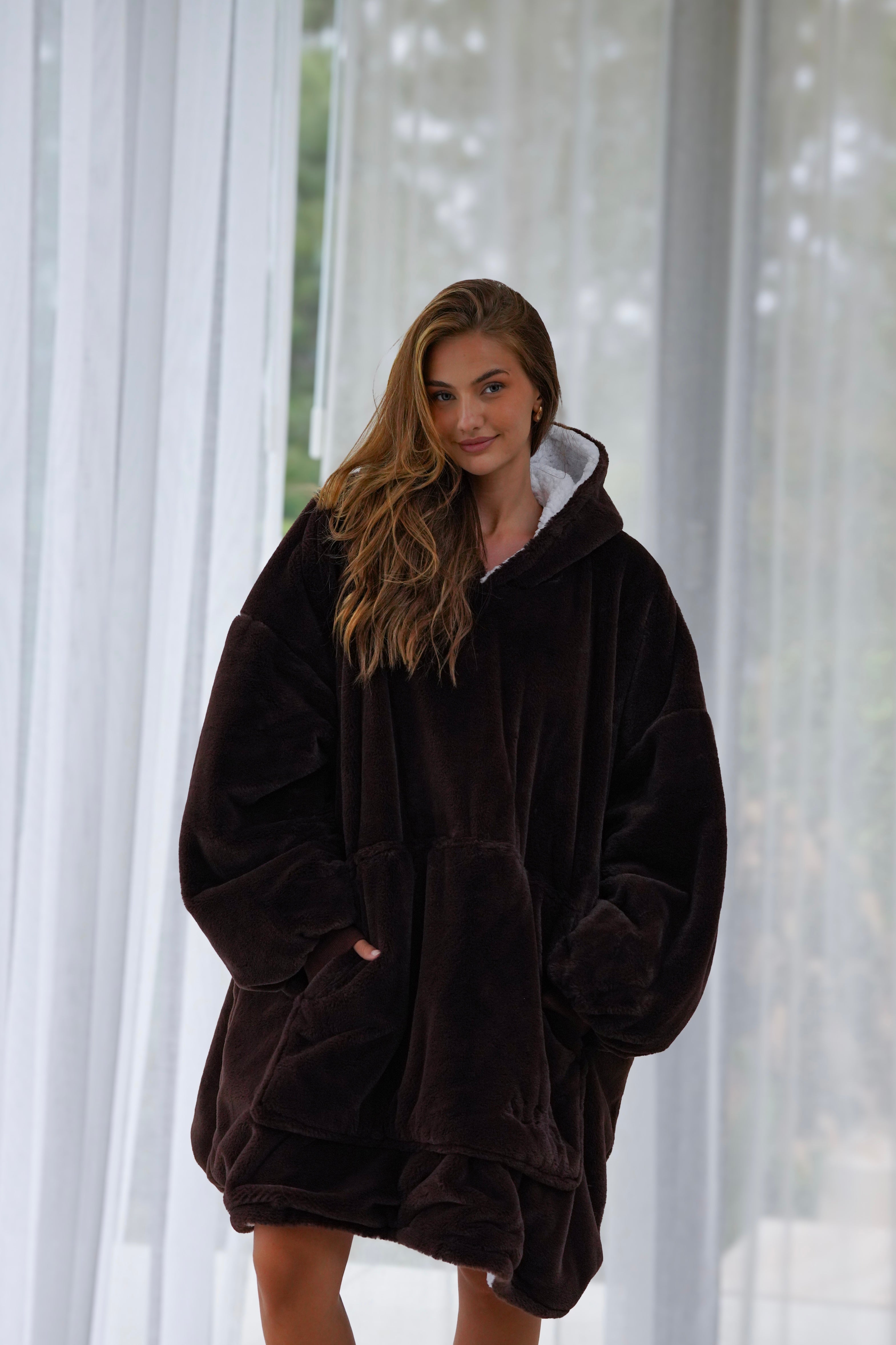 Blanket Hoodie Coco