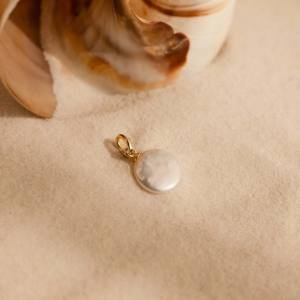 Luna Pearl Circle Necklace